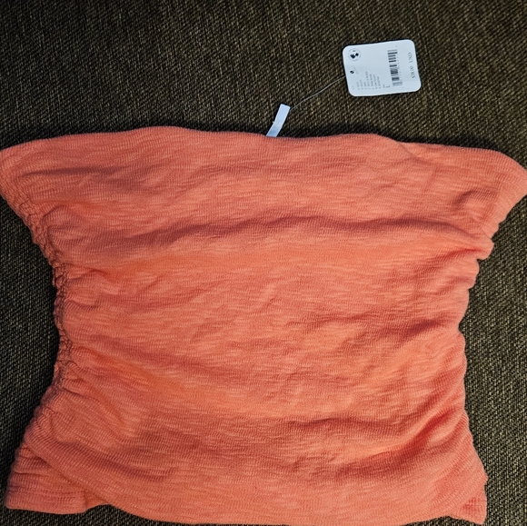 Slim fitting tank top - Picture 3 of 3